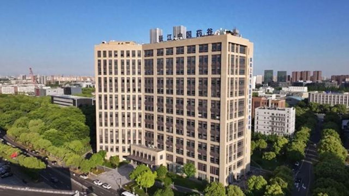 全球首个III期AI药物"闭环"之后：浦东AI制药产业带集体转向mRNA新模态
